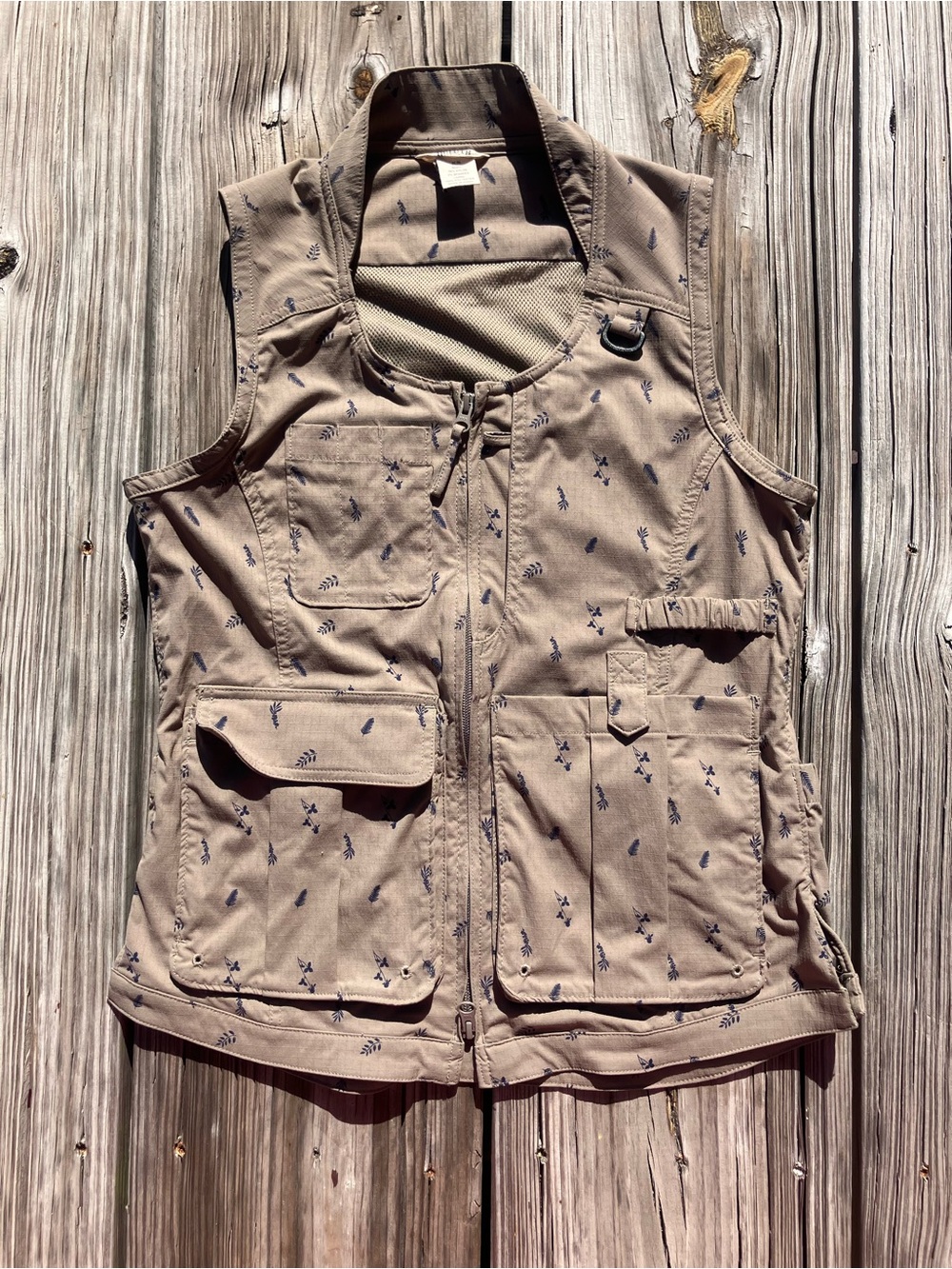 Duluth Heirloom Gardening Vest Taupe with Herbs XS